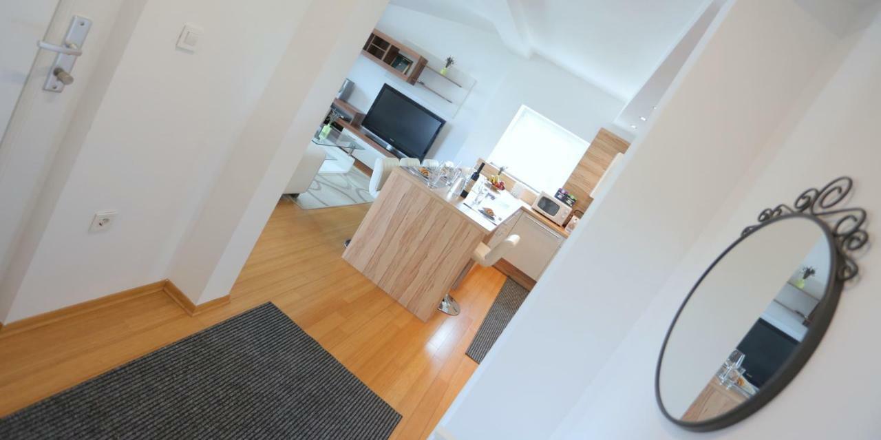 The Loft Apartment ลูบลิยานา ภายนอก รูปภาพ