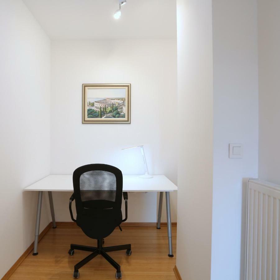 The Loft Apartment ลูบลิยานา ภายนอก รูปภาพ